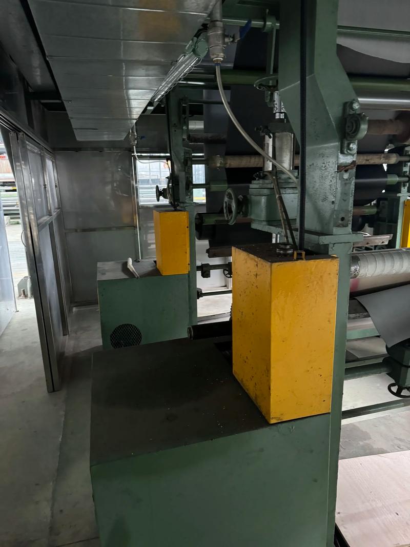 14米臥式軌道吸紋機一套 36米臥式軌道發泡爐一套 18米世